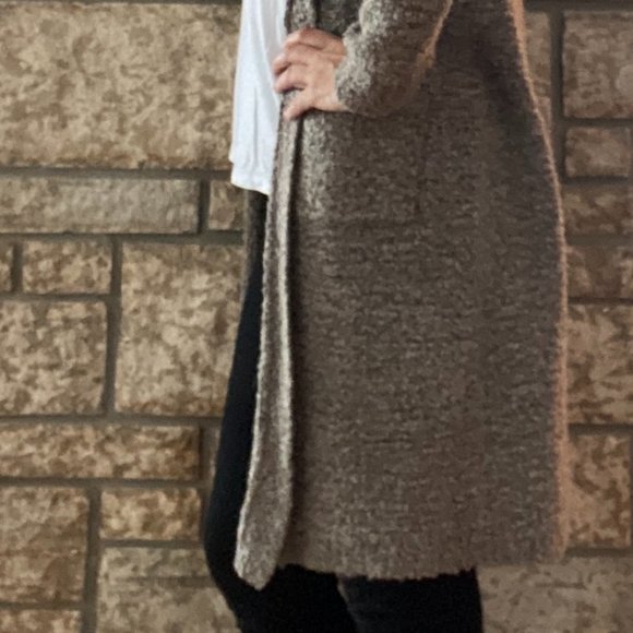 Cloth Cardigan - Picture 2 of 7